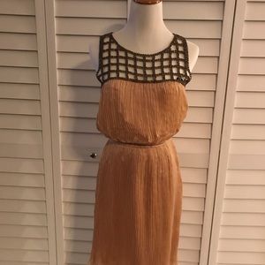 Ark & co NWT Midi pleated lined Dress with beaded squares elastic waist.